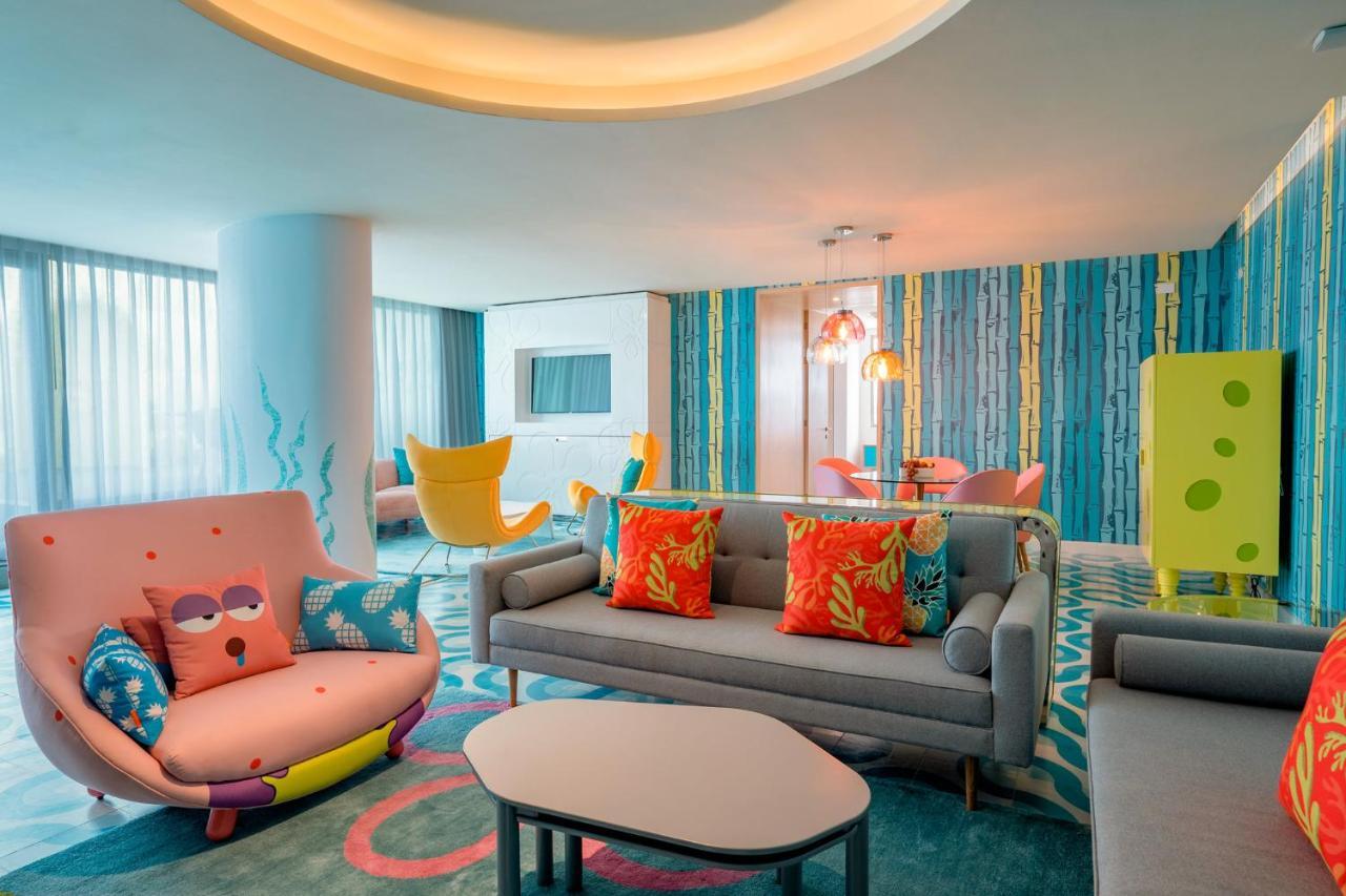 Nickelodeon Hotels & Resorts Riviera Maya بويرتو موريلوس المظهر الخارجي الصورة A suite at the hotel