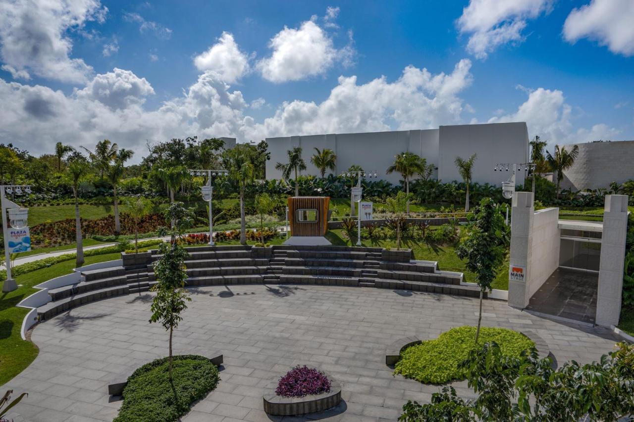 Nickelodeon Hotels & Resorts Riviera Maya بويرتو موريلوس المظهر الخارجي الصورة The Amphitheater
